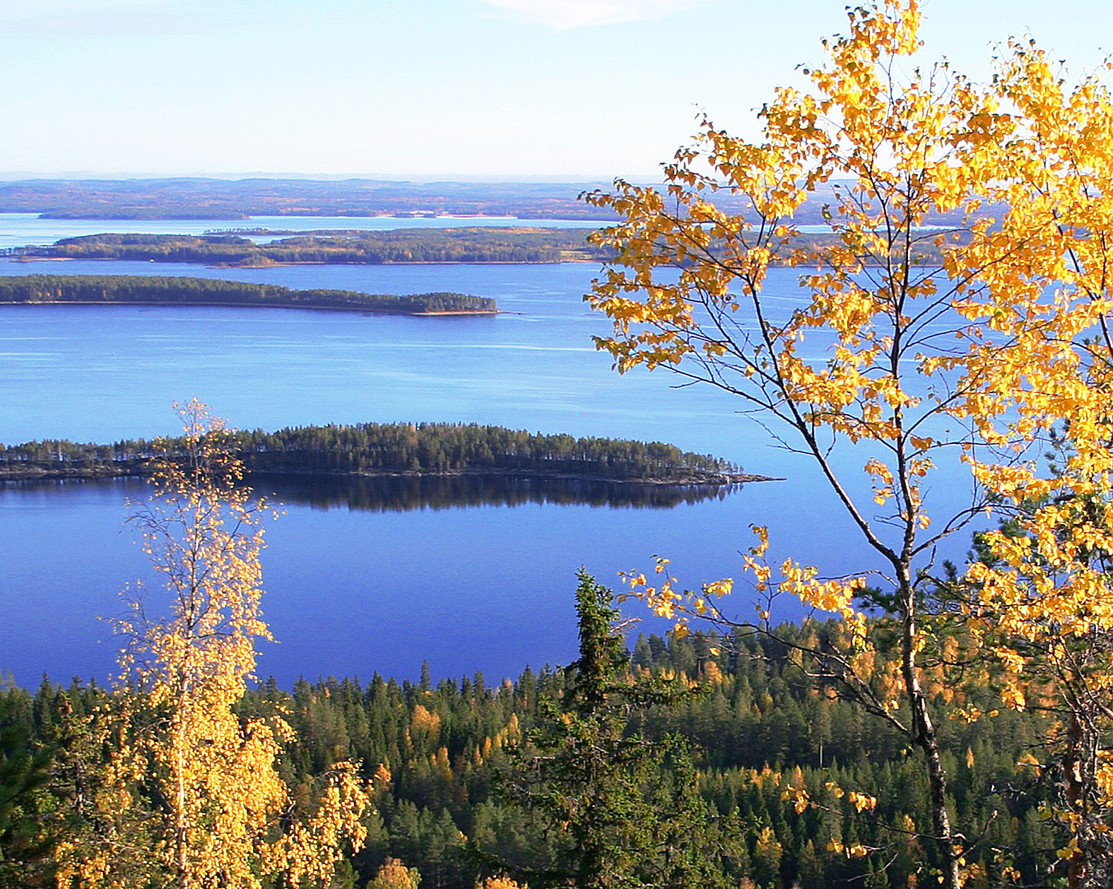 Ruska värjää maiseman joka syksy uusilla väreillä. Kuva Kimmo Salminen