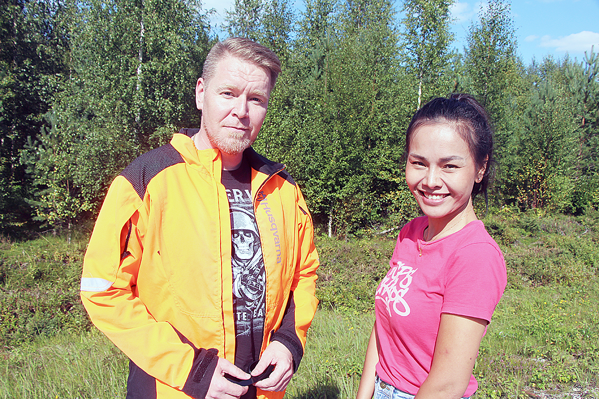 Marko Lipposen apuna thaimaalaisten metsurien rekrytoinnissa Suomeen on ollut hänen elämänkumppaninsa Namfon Robkwaen.