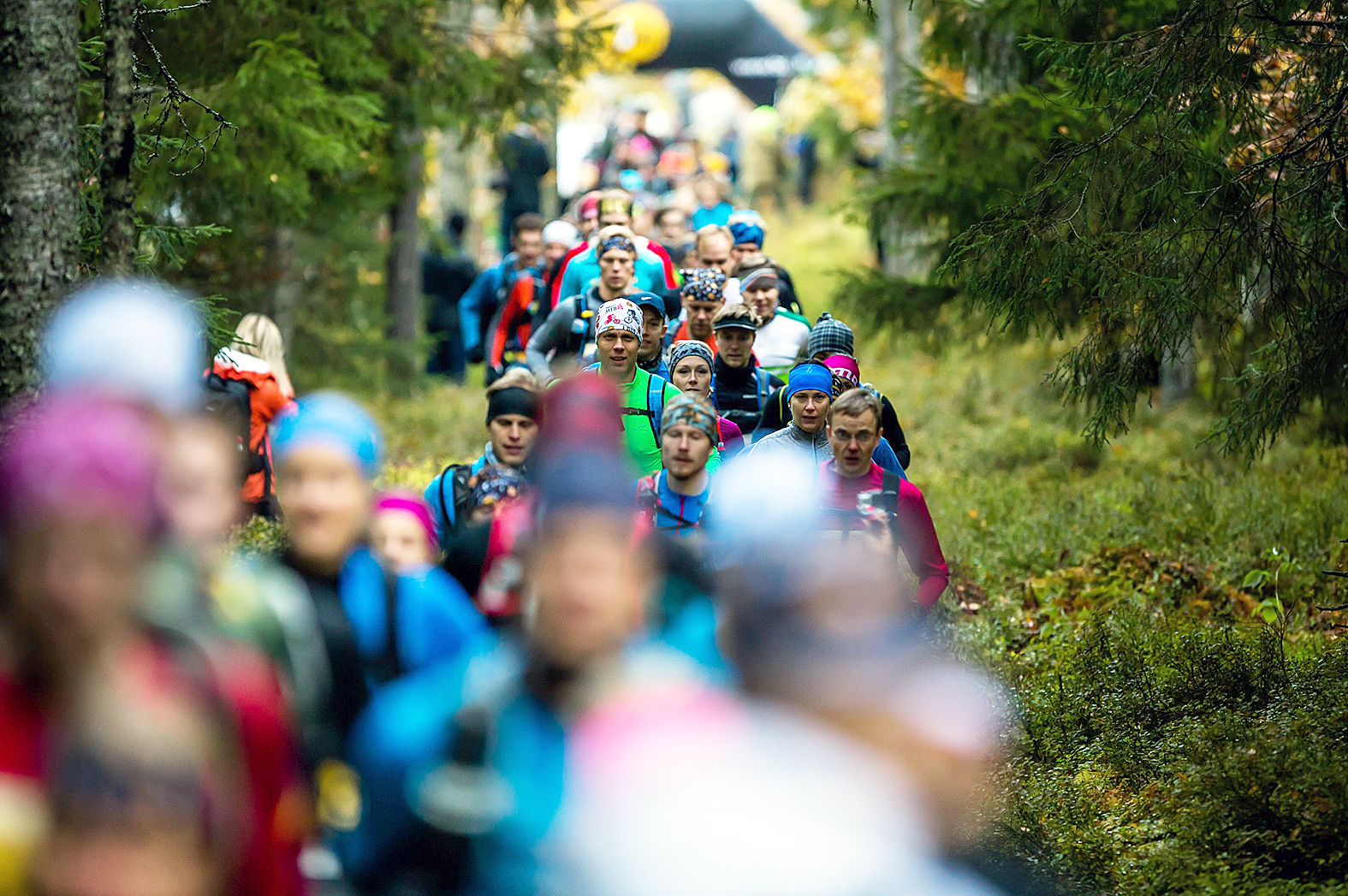 Alkuvuosina Vaarojen Maratonin tapahtumakeskus oli Kiviniemen tilalla. Vuodesta 2009 tapahtumakeskus on ollut Kolin kansallispuiston ytimessä, Kolin luontokeskus Ukon ja Break Sokos Hotel Kolin pihassa. Kuva Aapo Laiho