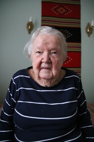 Kolilla elämäntyönsä tehnyt Hilda Ruuskanen täytti lokakuussa 100 vuotta. Hän asuu nykyisin Uimaharjussa pienryhmäkodissa.